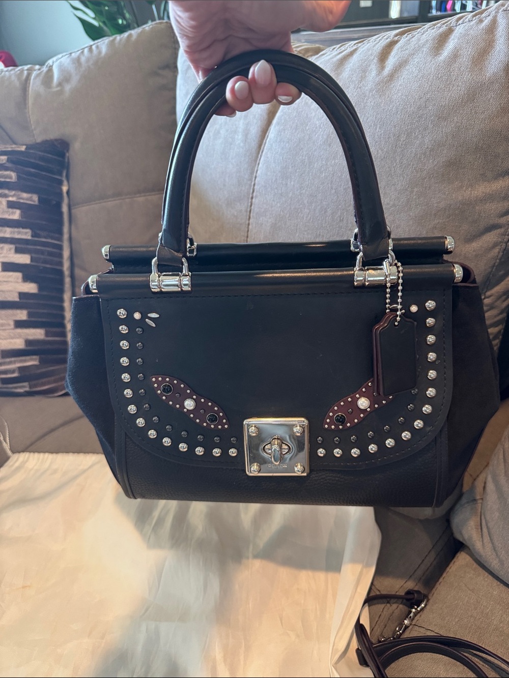 Coach Drifter Carryall
In Glovetanned Leather With Western Rivets - Picture 9 of 10